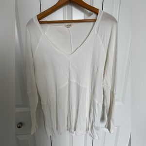 POL Light Wash Rib Textured Long Sleeve Top Blouse Women's Size Medium White